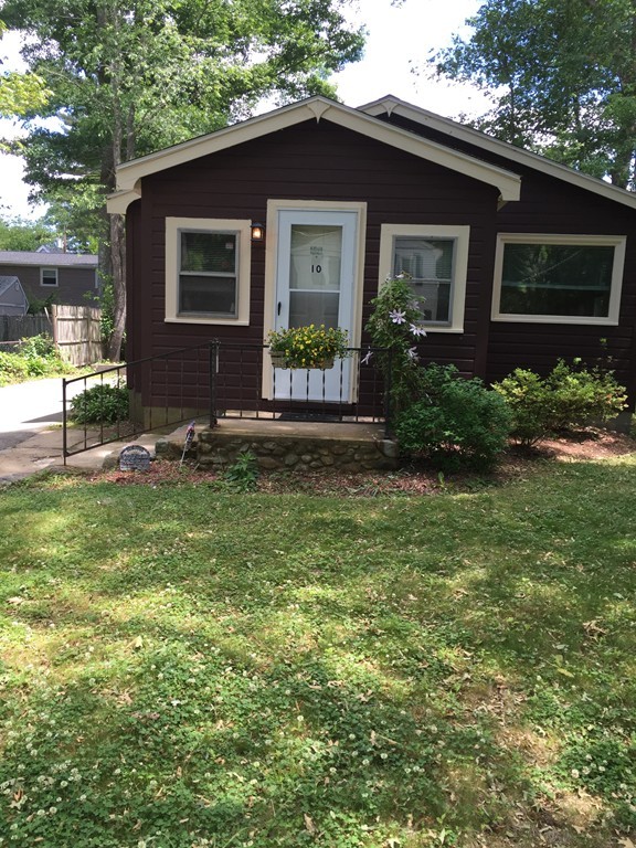 10 Hemlock Road Holbrook, MA 02343 - Photo 1 of 13 a front view of house with yard