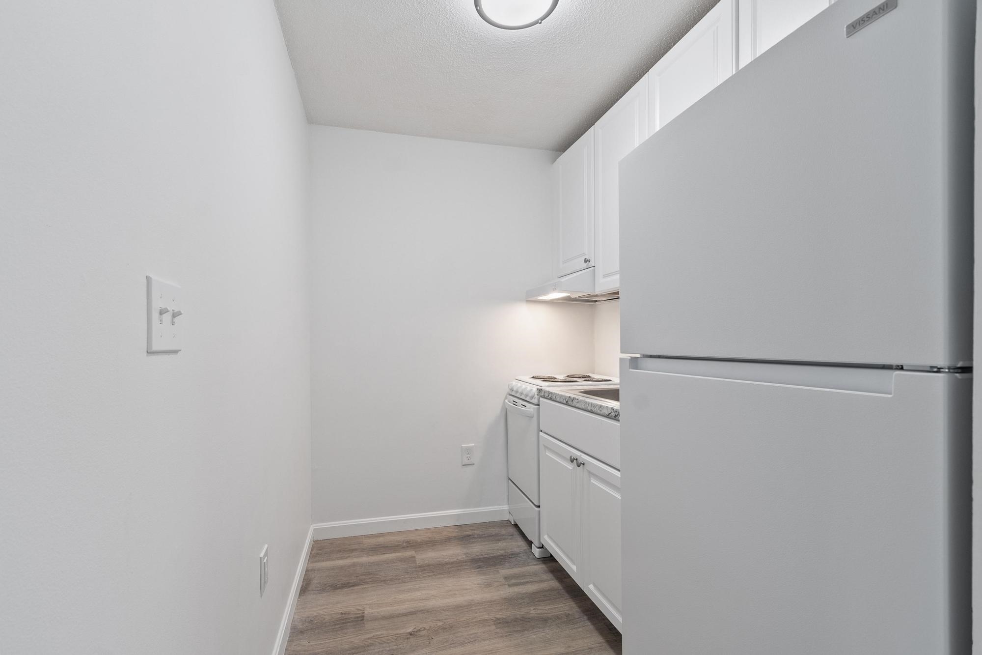 6 Strawberry Bank Road, Unit 5 Nashua, NH 03062 - Photo 13 of 32 Gallery Image 13