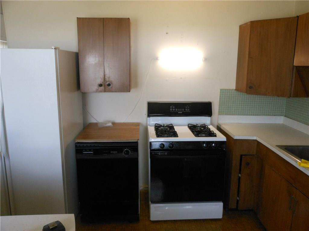 1975 Crescent Street Franklin, IN 46131 - Photo 7 of 10