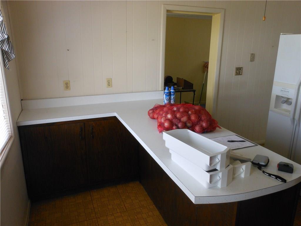 1975 Crescent Street Franklin, IN 46131 - Photo 8 of 10