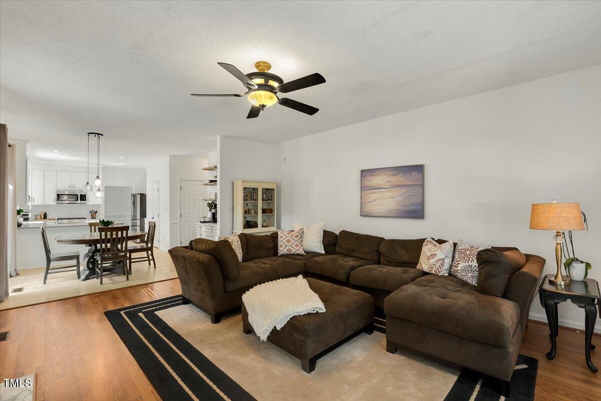 9813 Rockledge Drive Raleigh, NC 27617 - Photo 23 of 52 23-P1254897