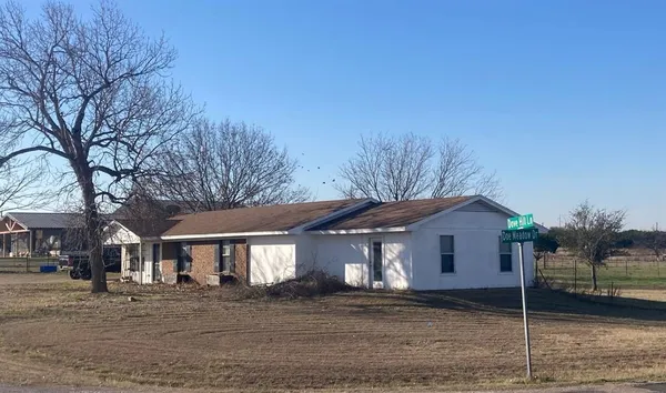 $359,000 | 795 Dove Hill Lane, China Spring, TX 76633