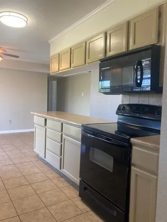 $359,000 | 795 Dove Hill Lane, China Spring, TX 76633