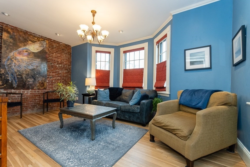 1 Gardner Road Cambridge, MA 02139 - Photo 4 of 39 Gallery Image 4