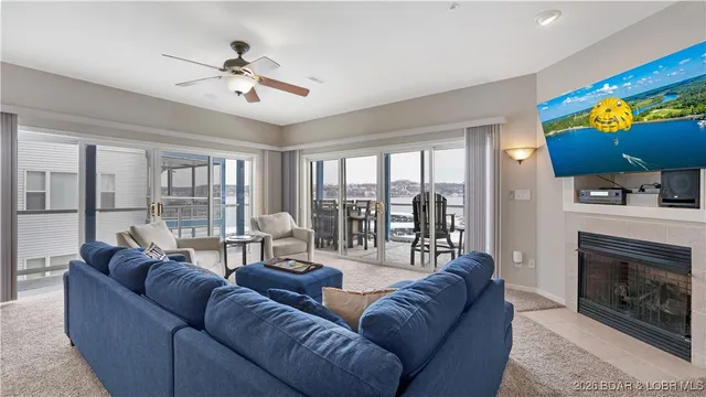$477,500 | 151 Monarch Cove Court, Unit 4A, Lake Ozark, MO 65049