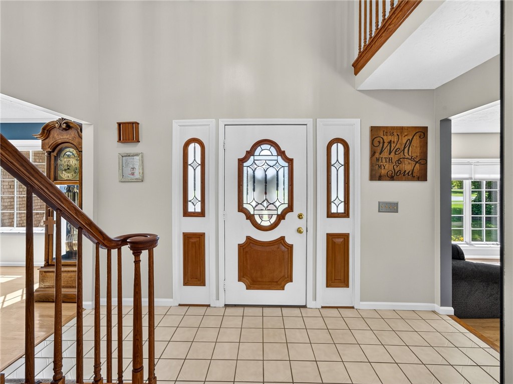 260 White Rabbit Trail Greece, NY 14612 - Photo 6 of 50