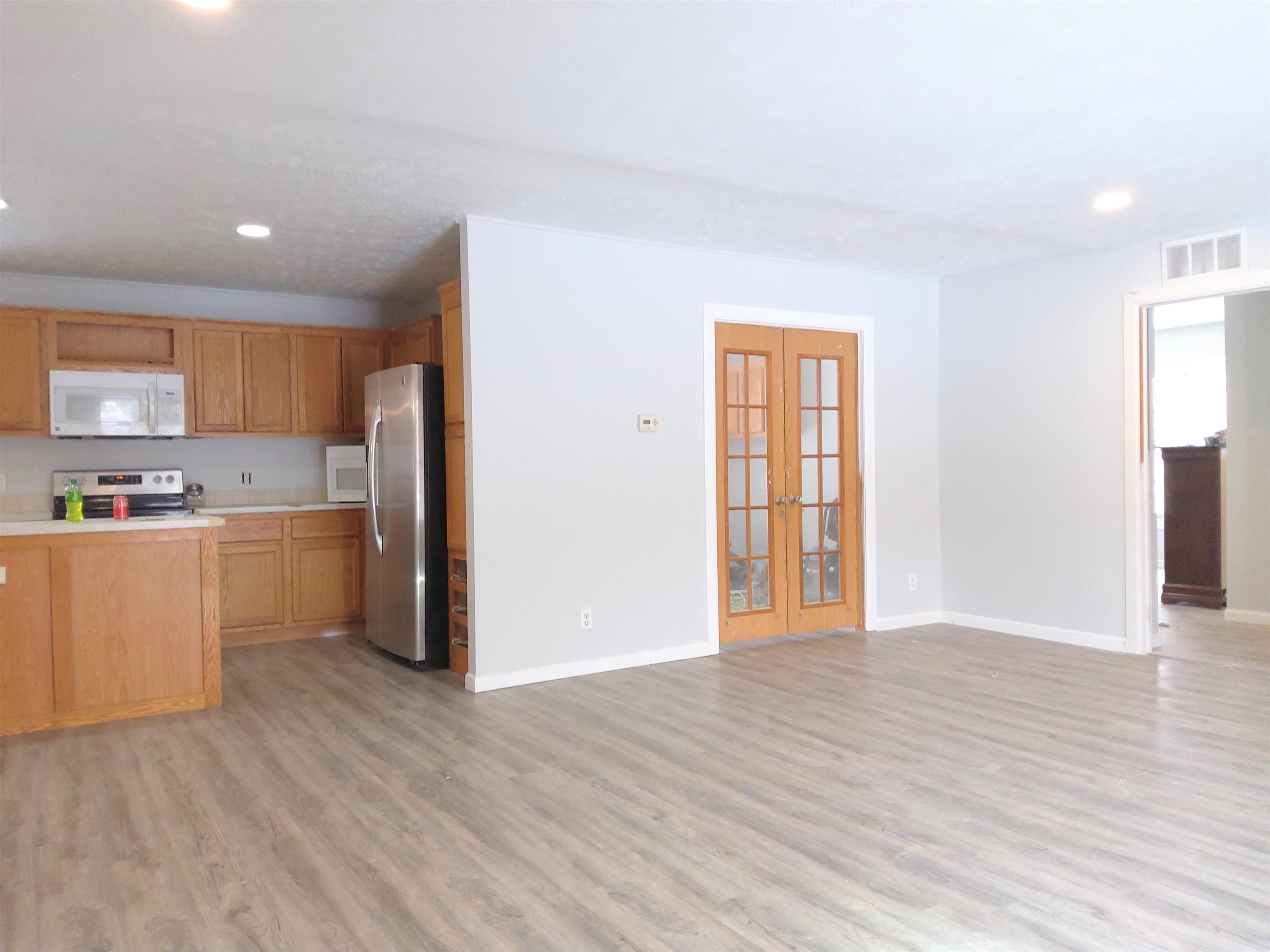 438 Reynolds Road Interlochen, MI 49643 - Photo 4 of 31