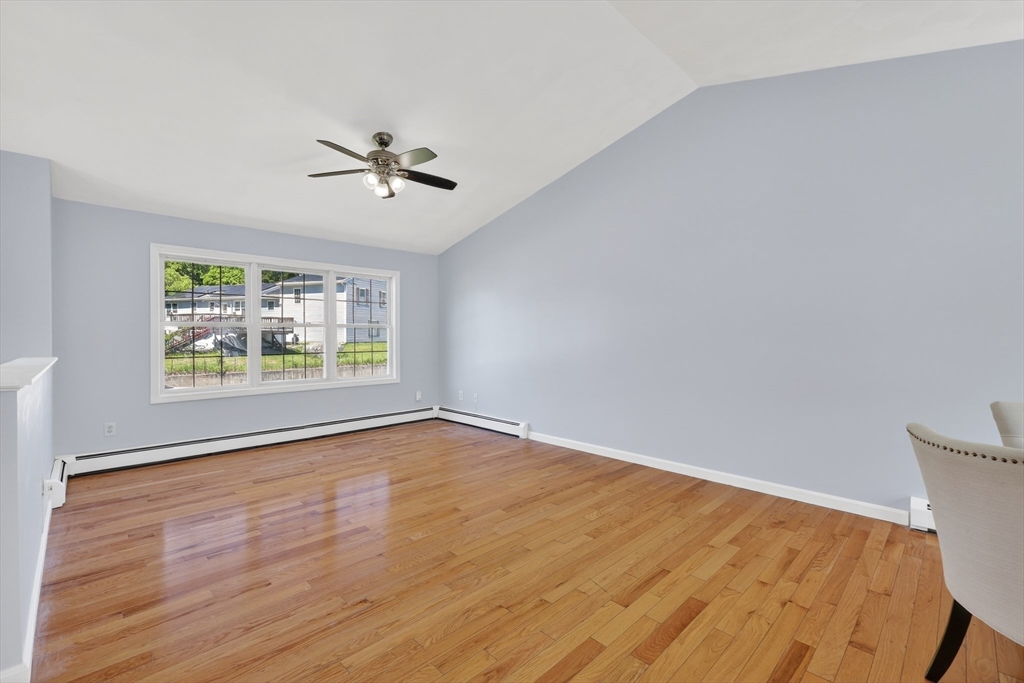 3 Oakleaf Circle Worcester, MA 01603 - Photo 9 of 32