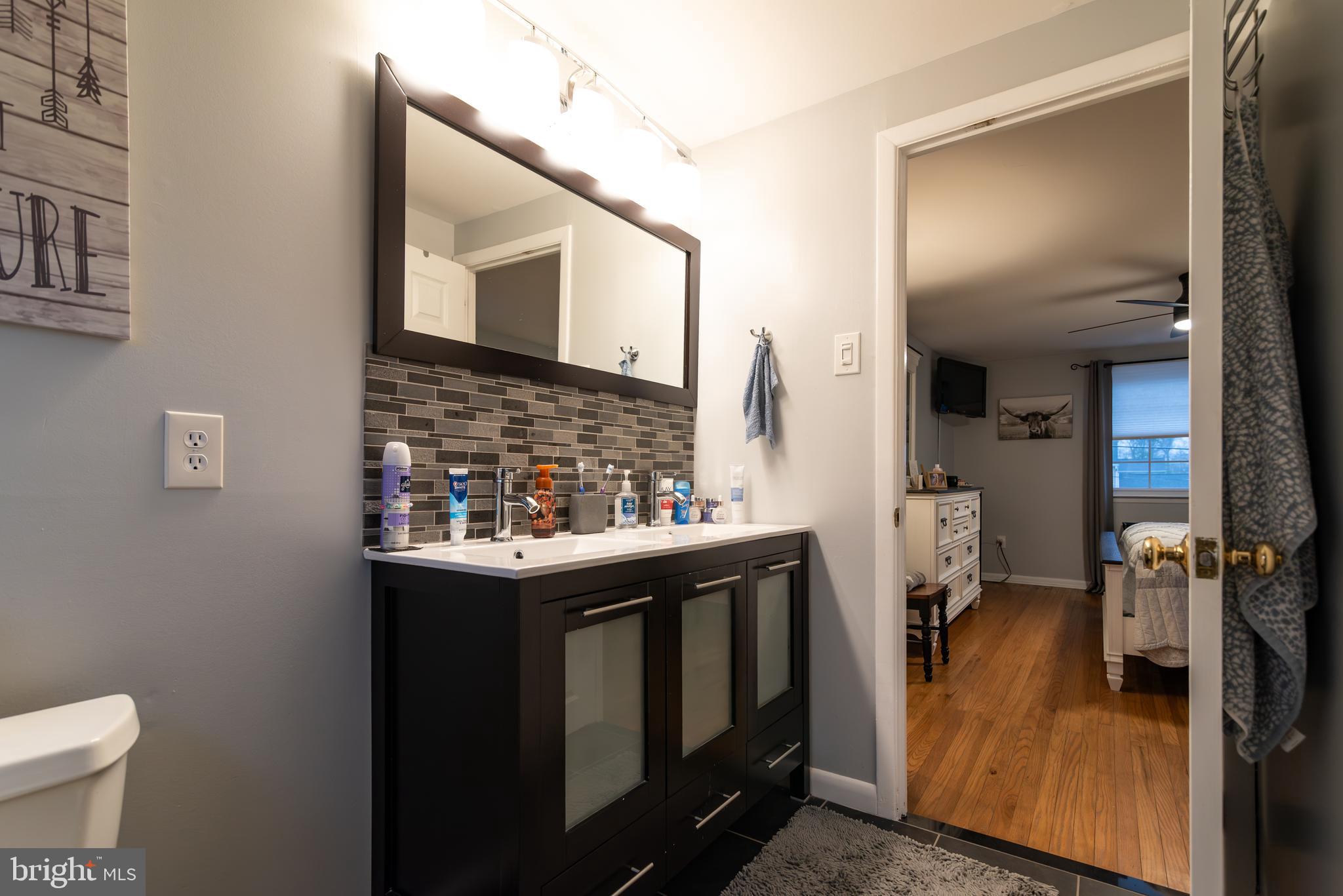 253 Kent Road Warminster, PA 18974 - Photo 24 of 43