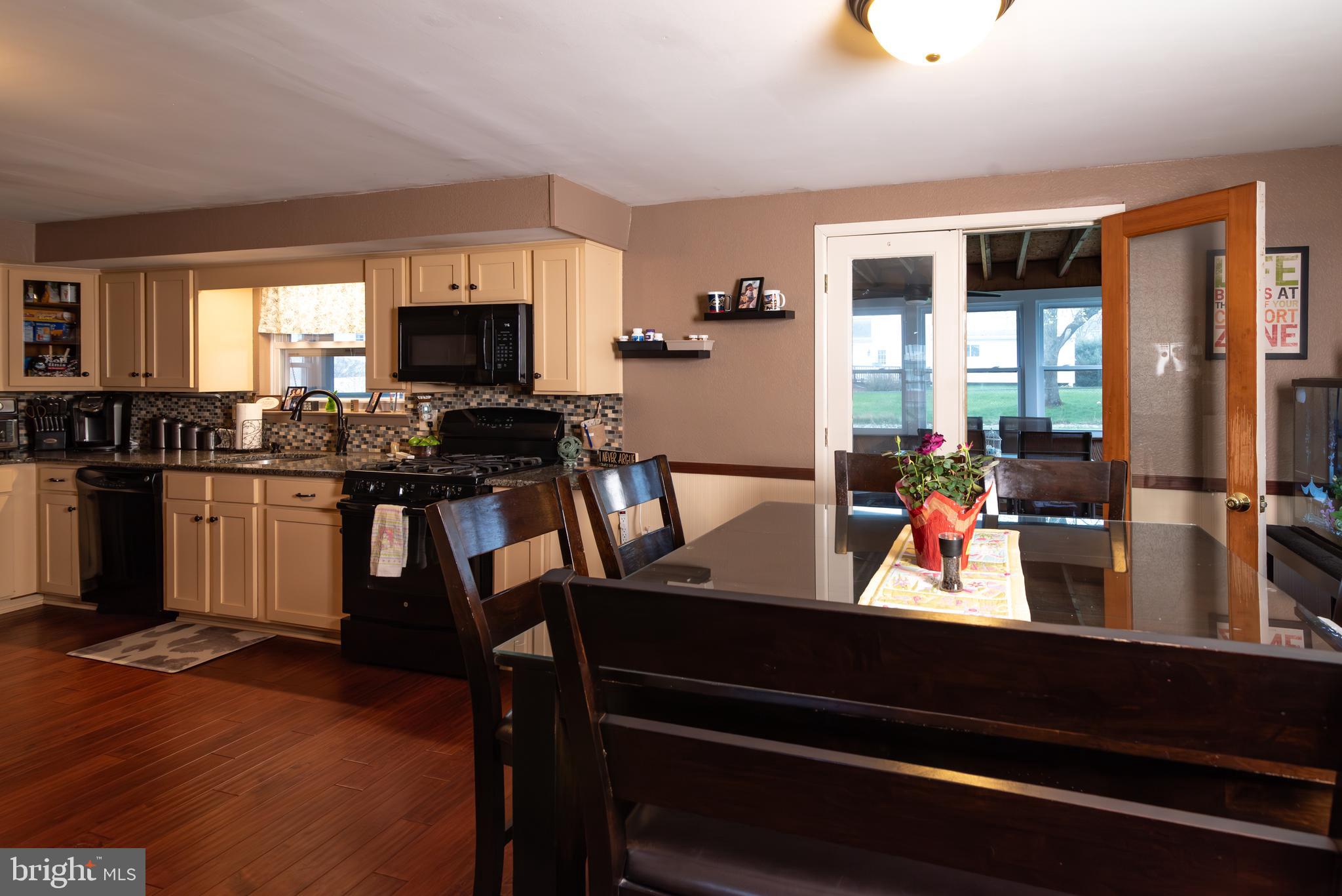 253 Kent Road Warminster, PA 18974 - Photo 7 of 43