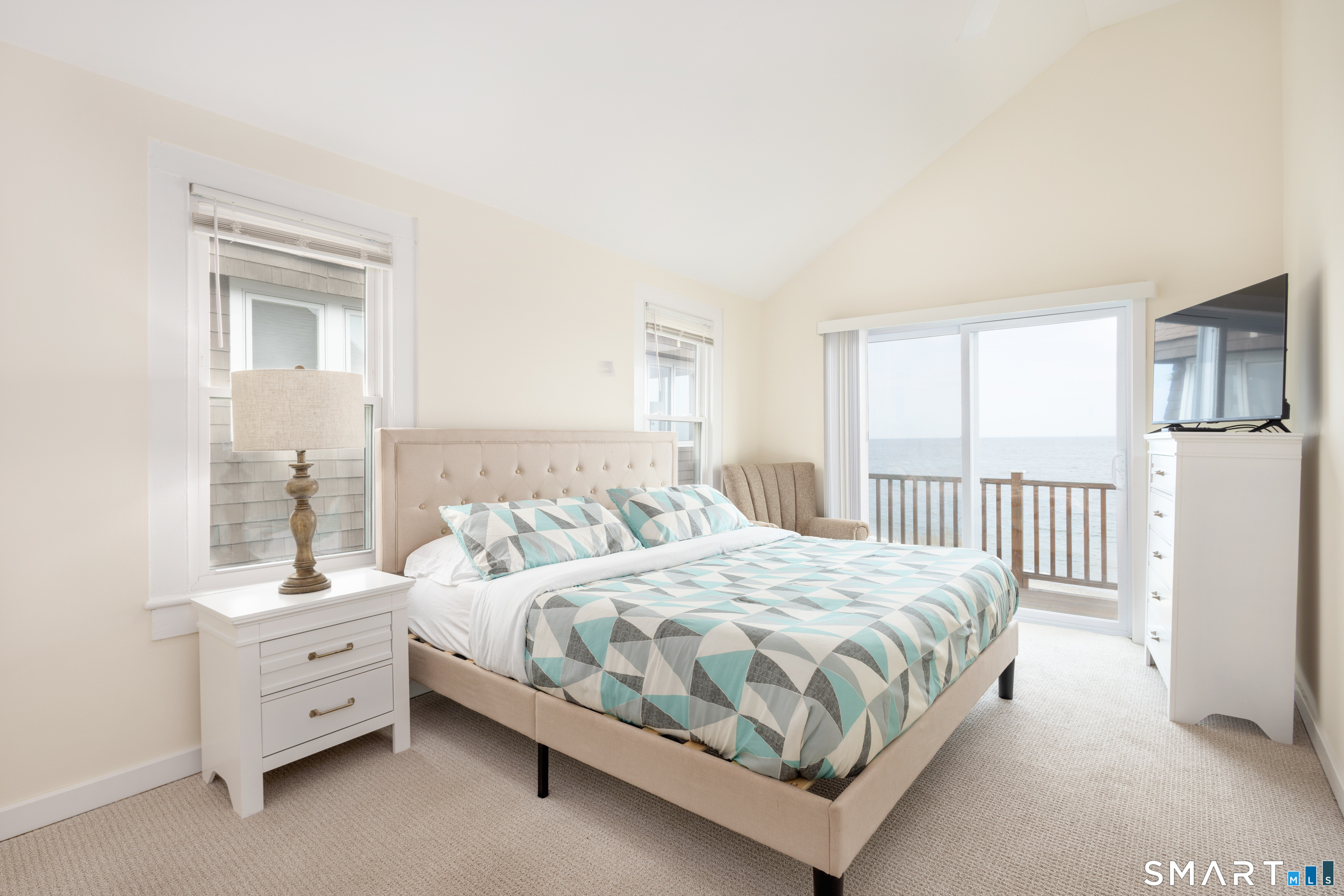 989 Fairfield Beach Road Fairfield, CT 06824 - Photo 18 of 20 Gallery Image 18