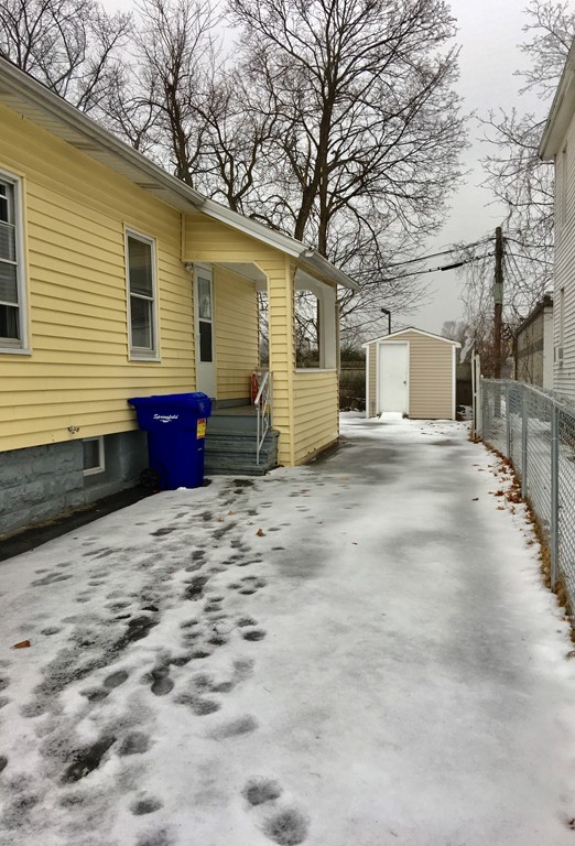23 Sullivan Street Springfield, MA 01104 - Photo 22 of 23