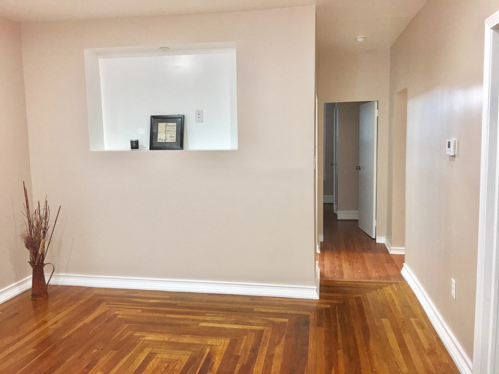 23 Sullivan Street Springfield, MA 01104 - Photo 8 of 23