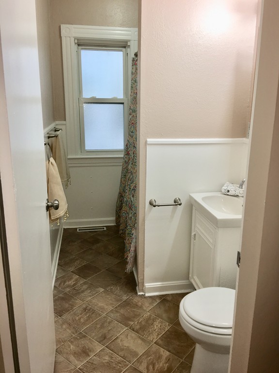 23 Sullivan Street Springfield, MA 01104 - Photo 9 of 23