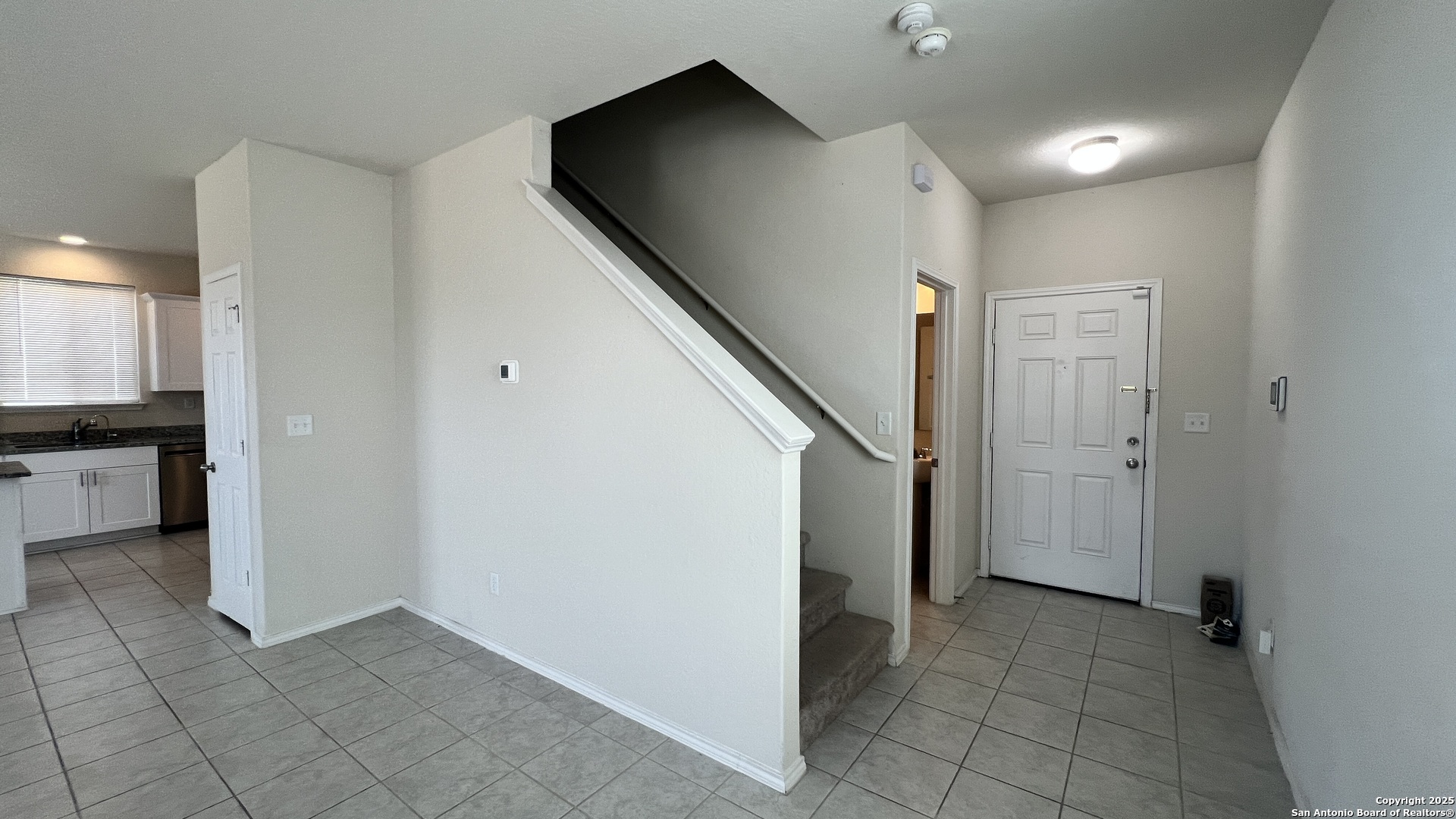 11239 Long Rider San Antonio, TX 78254 - Photo 4 of 26