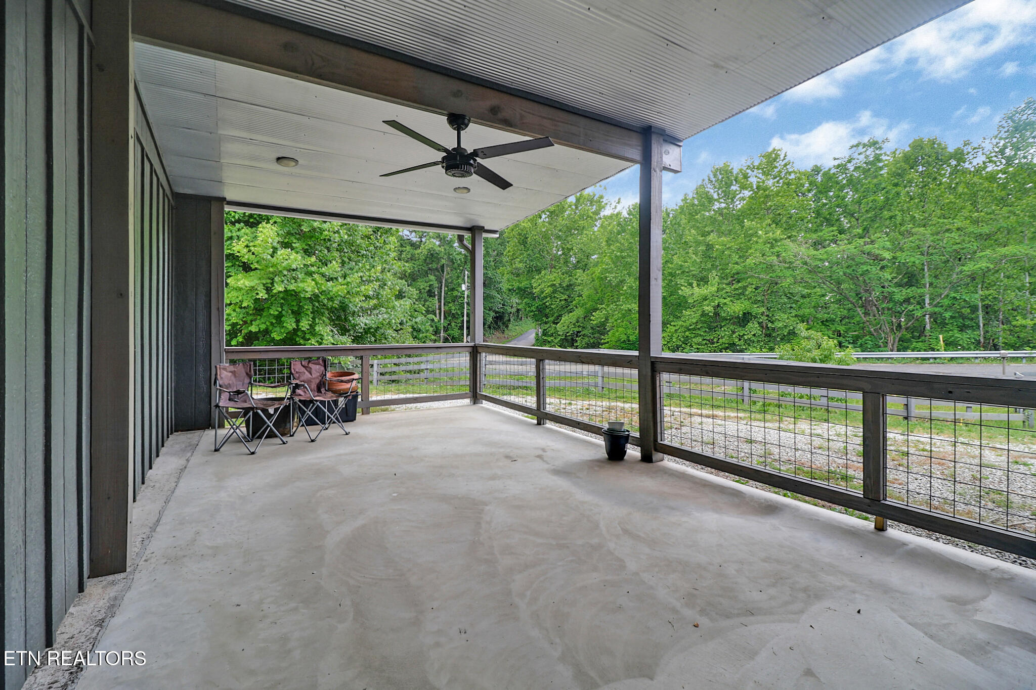 163 Underpass Drive Oneida, TN 37841 - Photo 30 of 40 IMG_0066