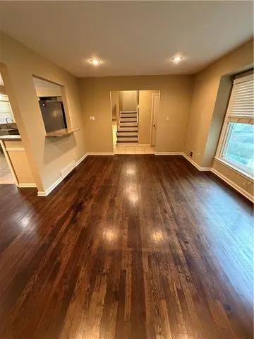 $284,900 | 10530 Askew Avenue, Kansas City, MO 64137