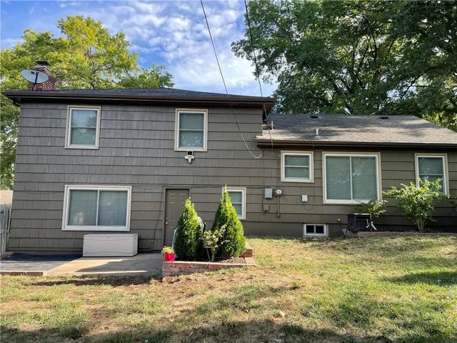 $284,900 | 10530 Askew Avenue, Kansas City, MO 64137