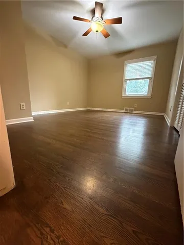 $284,900 | 10530 Askew Avenue, Kansas City, MO 64137