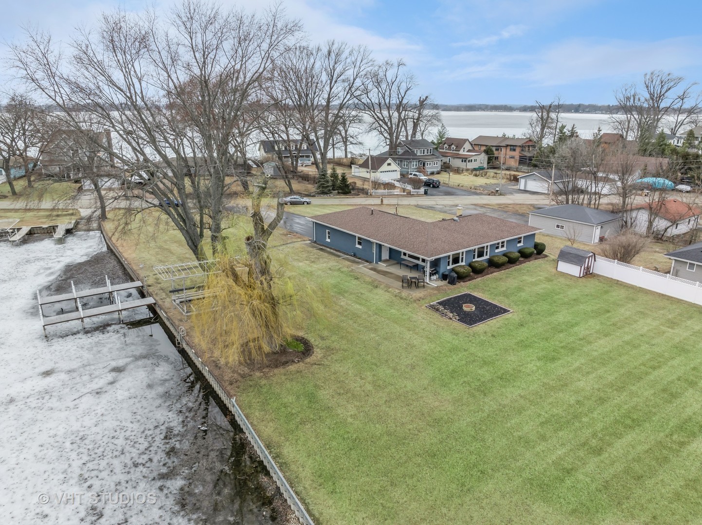 37023 North Stanton Point Road Ingleside, IL 60041 - Photo 17 of 31