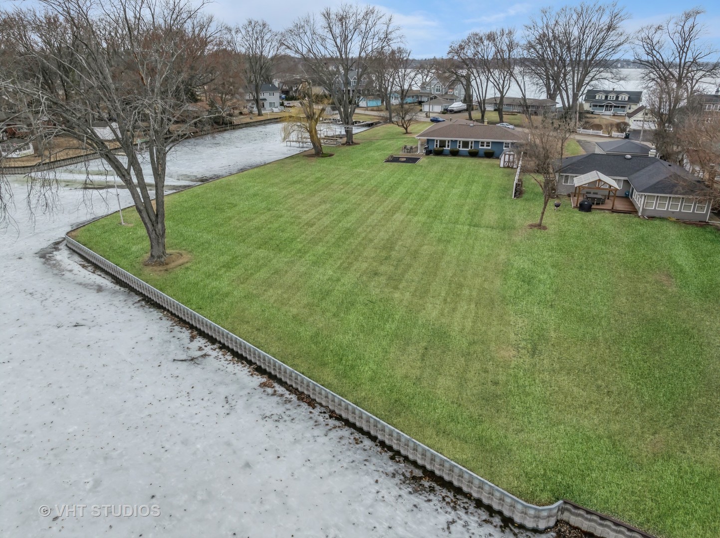 37023 North Stanton Point Road Ingleside, IL 60041 - Photo 19 of 31