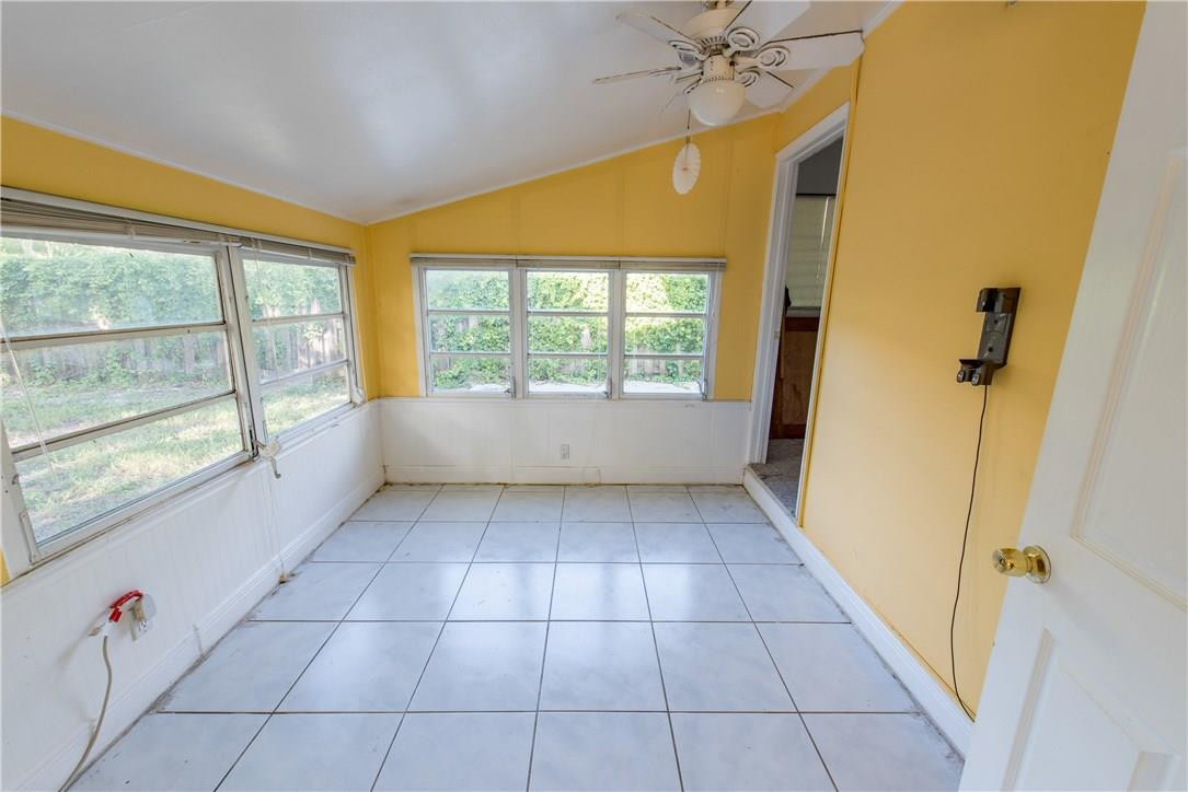 929 West Camino Real Boca Raton, FL 33486 - Photo 5 of 11 Photo 5