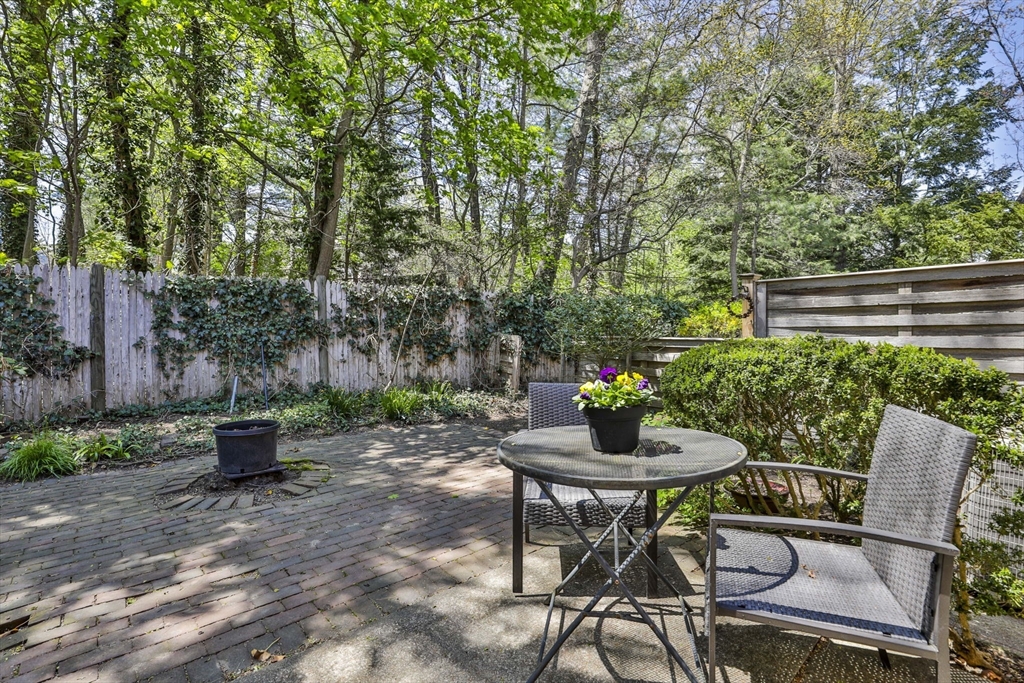 21 Westerly Street, Unit 3 Wellesley, MA 02482 - Photo 21 of 41