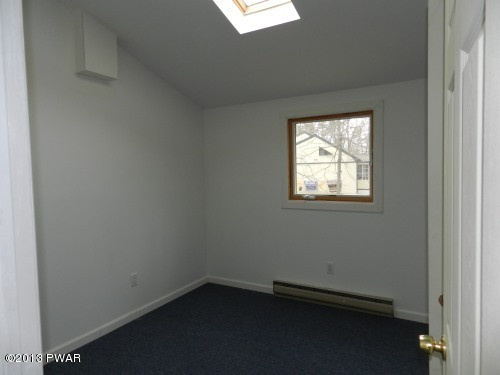 264 Doe Loop Bushkill, PA 18324 - Photo 7 of 10 Gallery Image 7