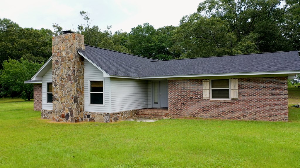 680 Ben Ivey Road Webb, AL 36376 - Photo 3 of 44