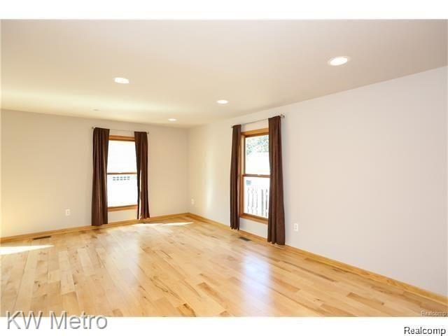 811 Princeton Road Berkley, MI 48072 - Photo 15 of 36
