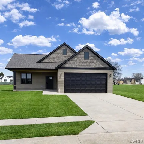 $291,500 | 210 Jimmy H Drive, Jonesburg, MO 63351