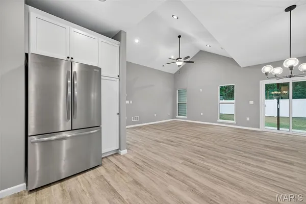 $291,500 | 210 Jimmy H Drive, Jonesburg, MO 63351