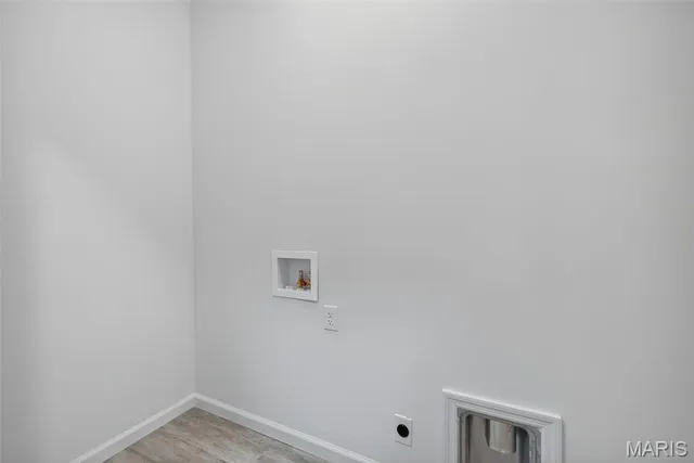 $291,500 | 210 Jimmy H Drive, Jonesburg, MO 63351