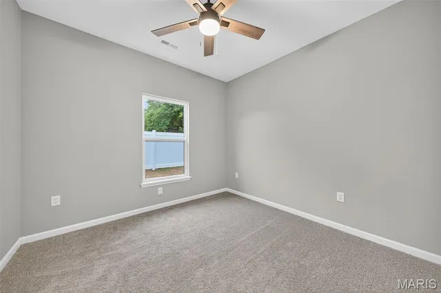 $291,500 | 210 Jimmy H Drive, Jonesburg, MO 63351