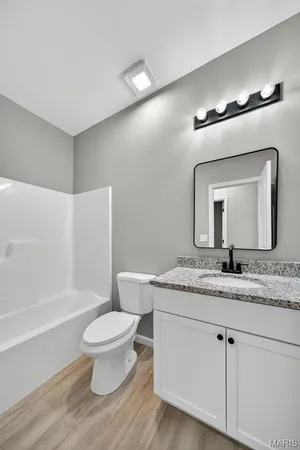 $291,500 | 210 Jimmy H Drive, Jonesburg, MO 63351