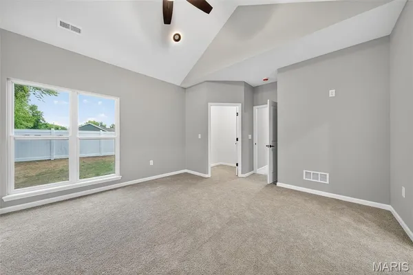$291,500 | 210 Jimmy H Drive, Jonesburg, MO 63351