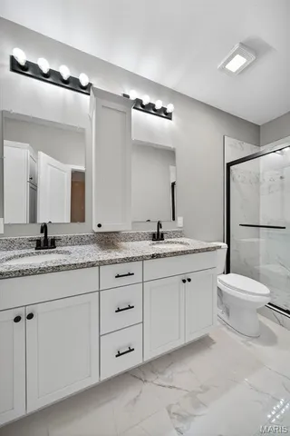 $291,500 | 210 Jimmy H Drive, Jonesburg, MO 63351