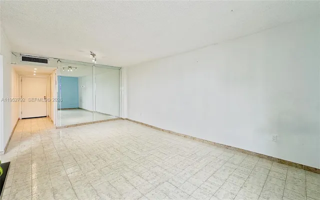 $2,250 | 5050 Northwest 7th Street, Unit 705, Miami, FL 33126