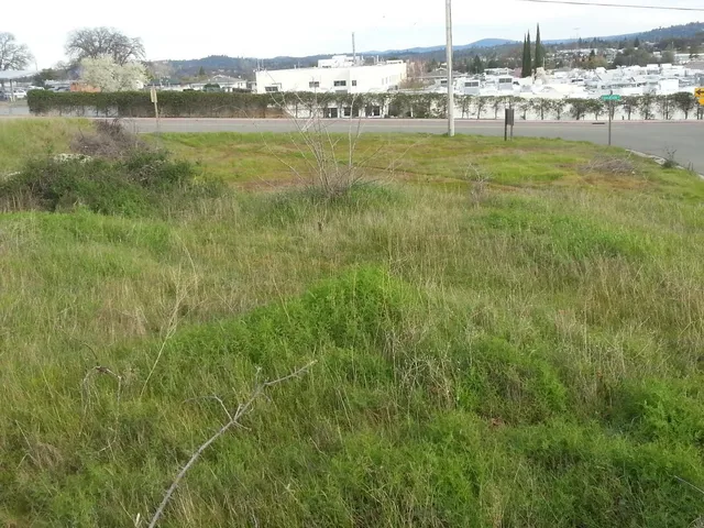 a picture of a glass window