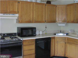 23 Ruth Road Brookhaven, PA 19015 - Photo 4 of 5 Gallery Image 4