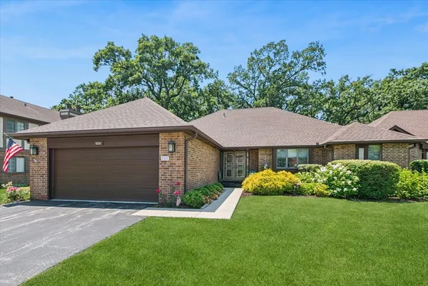 $474,900 | 13232 South Oak Ridge Trail, Palos Heights, IL 60463