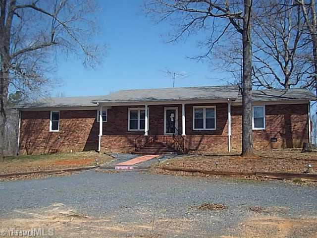 6624 Brantley Gordon Road Denton, NC 27239 - Photo 1 of 16 Exterior Front.