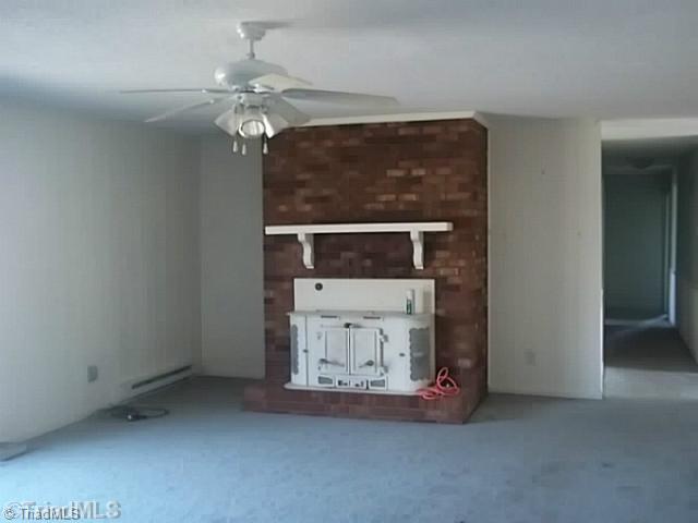 6624 Brantley Gordon Road Denton, NC 27239 - Photo 6 of 16 Living Room.