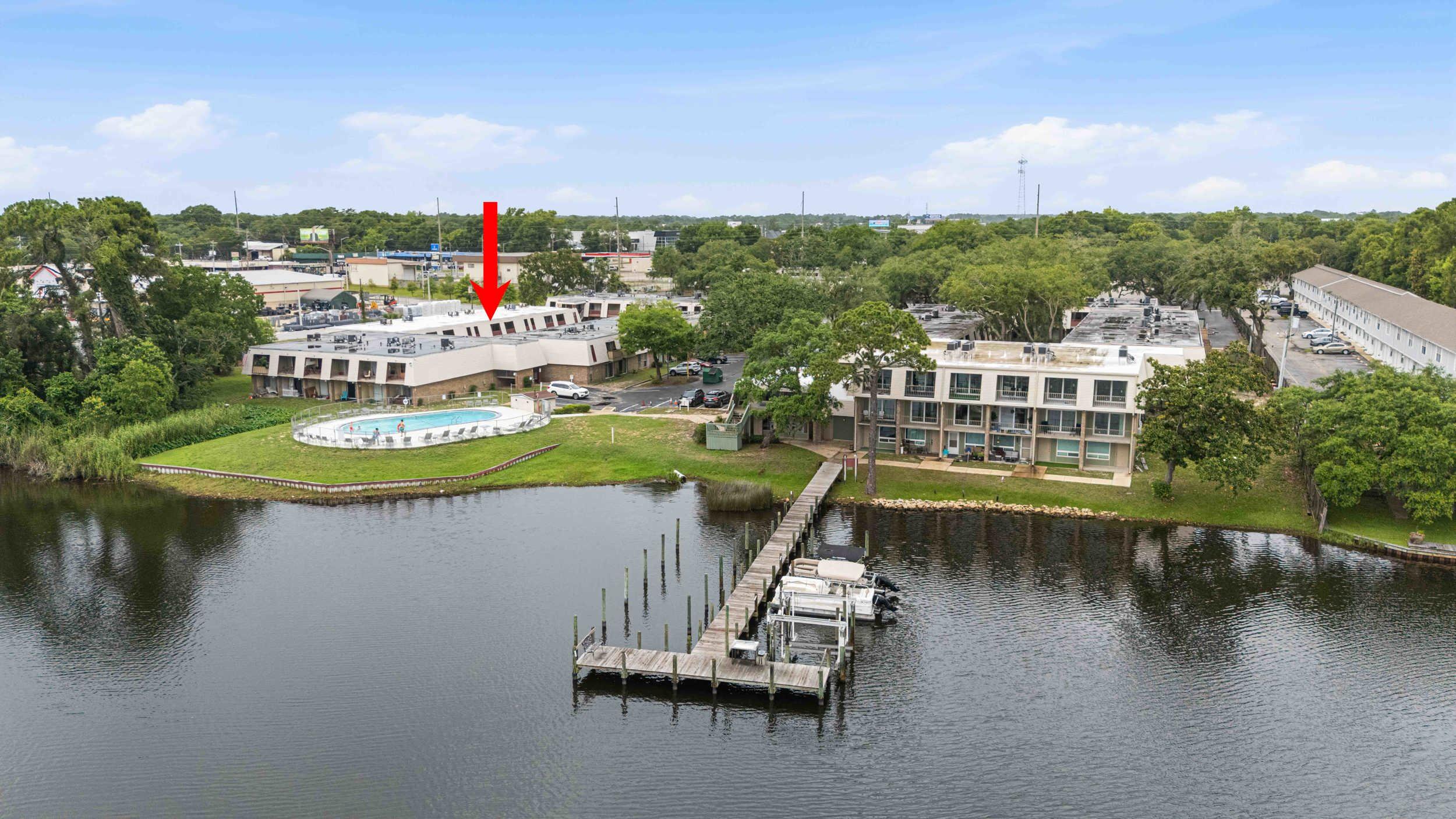 Pier One Condominiums
