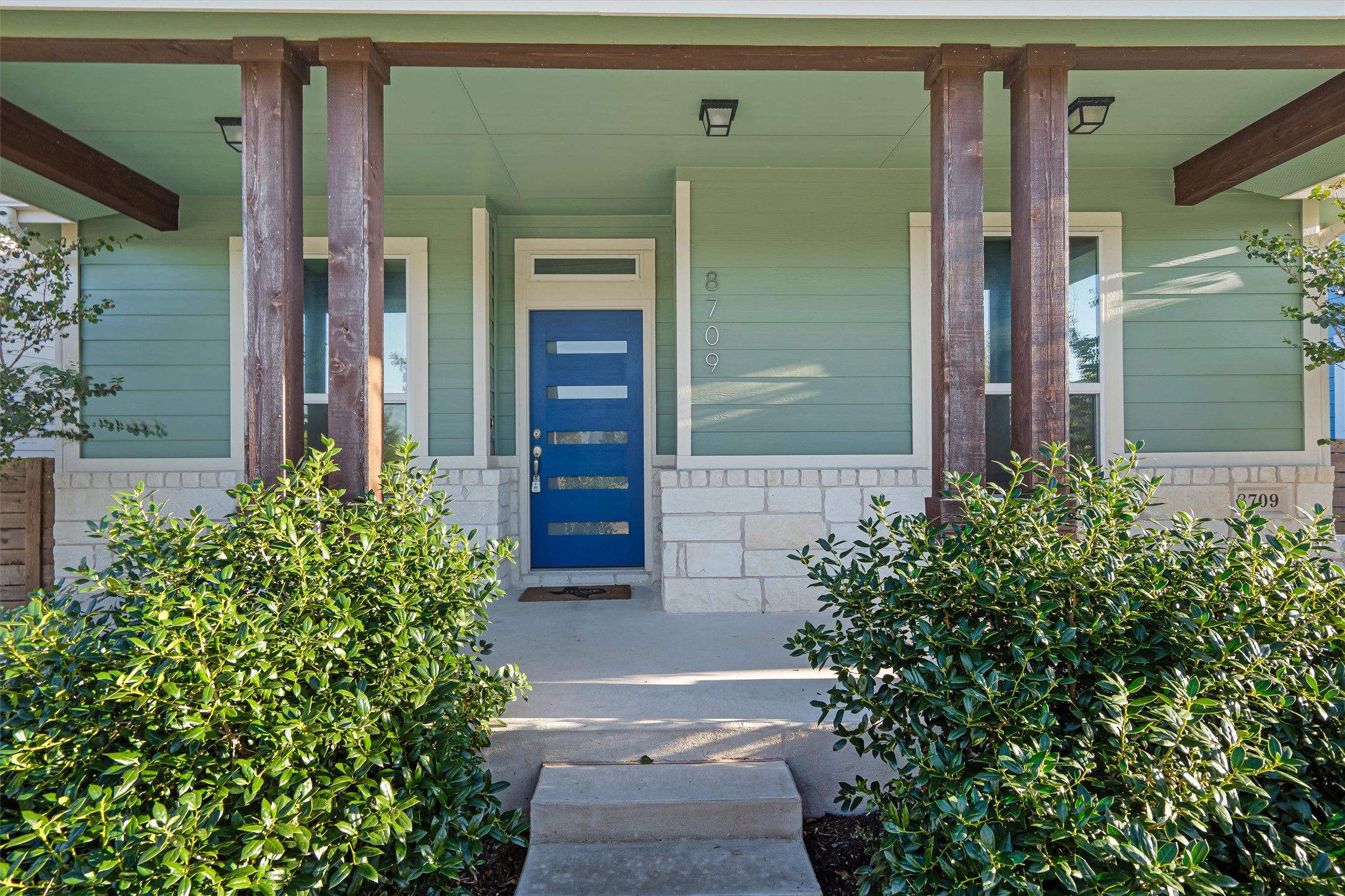 8709 Alderman Dr. Austin, TX 78747 - Photo 4 of 37 Doorway to property featuring a porch
