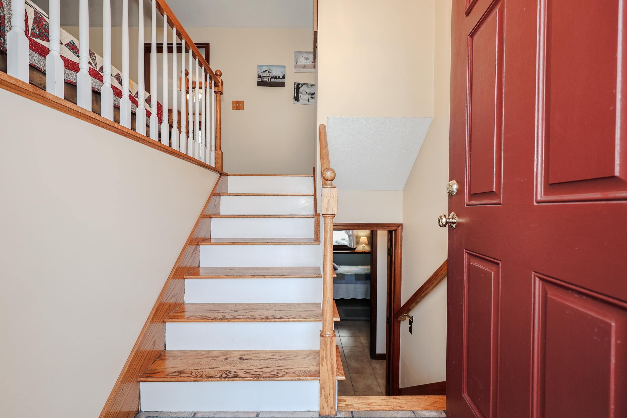 14 Loren Road Salem, NH 03079 - Photo 4 of 40 Gallery Image 4