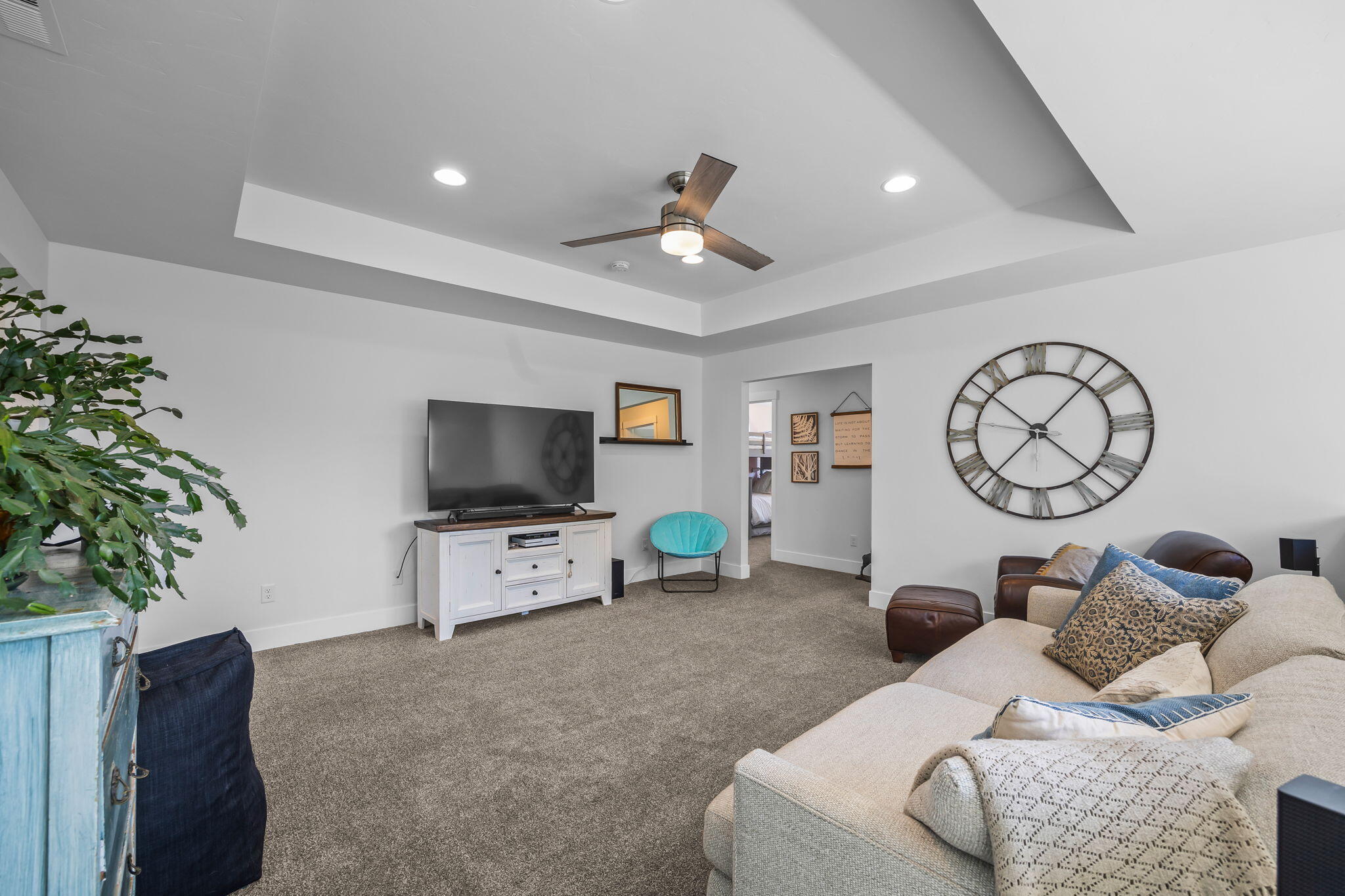 4361 Southwest 36th Street Redmond, OR 97756 - Photo 18 of 34 Spacious bonus room w/endless possibilities for everyday living.