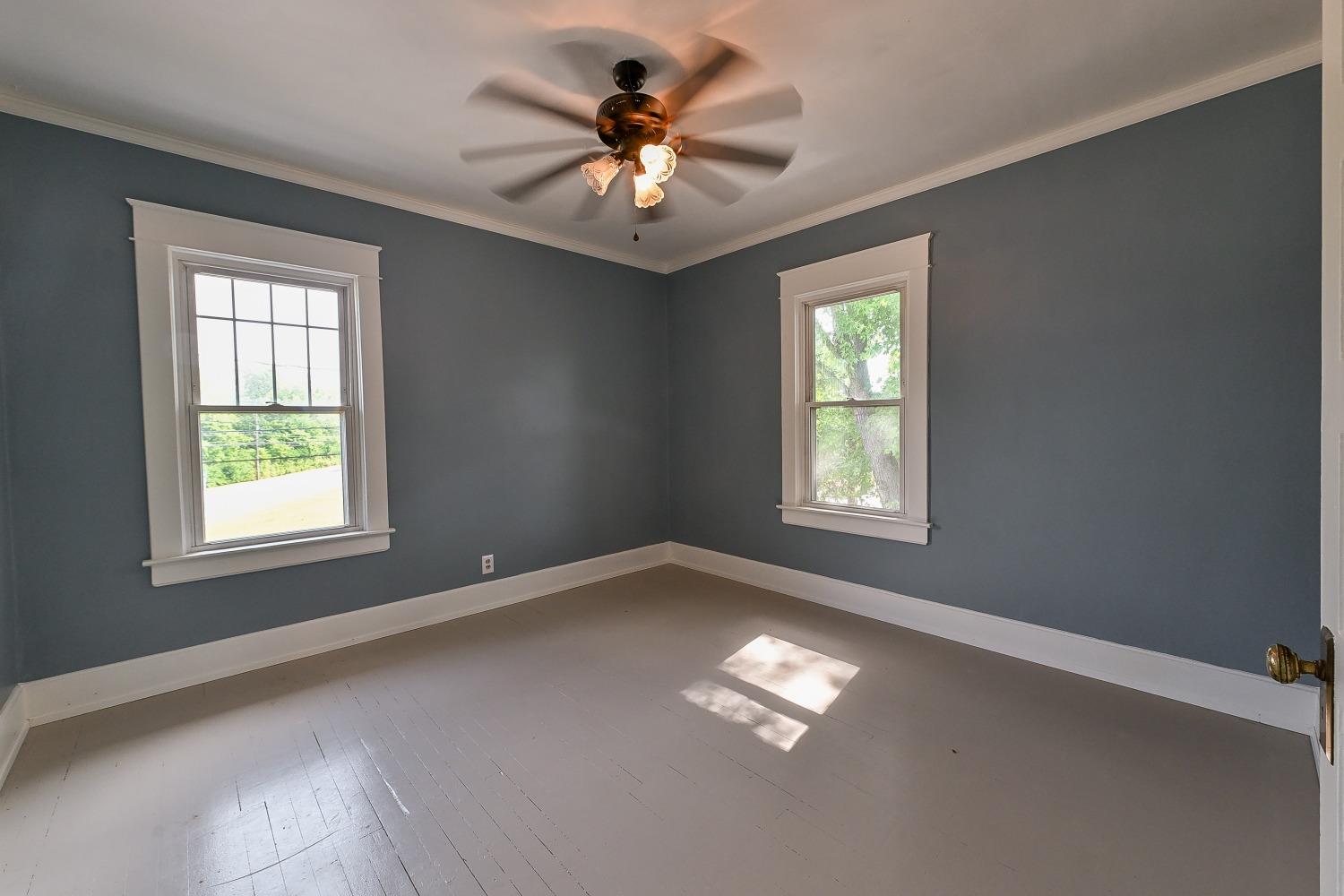 703 Ridge Avenue Lawrenceburg, IN 47025 - Photo 20 of 28 Gallery Image 20