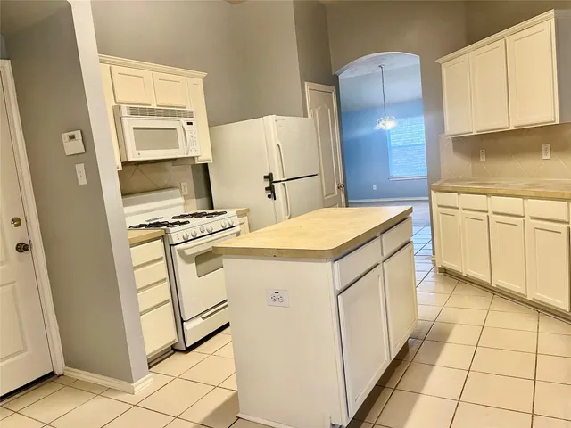 $1,850 | 20714 Cypress Green Lane, Cypress, TX 77433