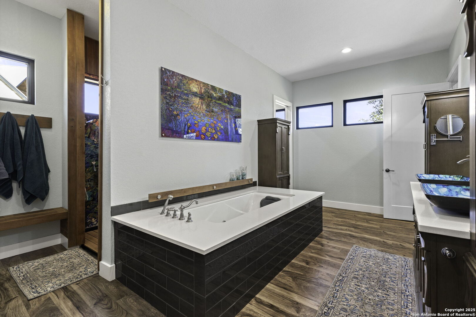 1119 Sunrise Place Spring Branch, TX 78070 - Photo 14 of 53 a view of a furniture in a room